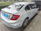 Фото 2 - Honda Civic