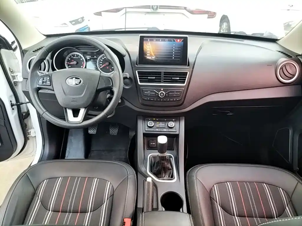 Besturn X40 2017 2017 1.6L Manual Luxury