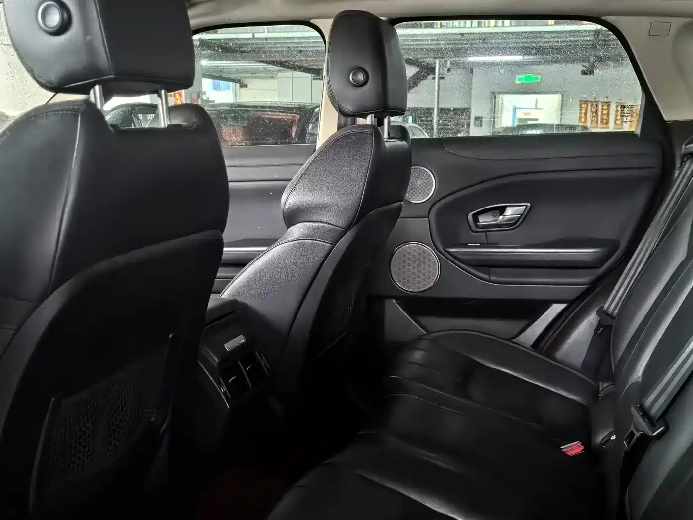 Land Rover Range Rover Evoque 2016 2.0T SE ZhiYao фото 6