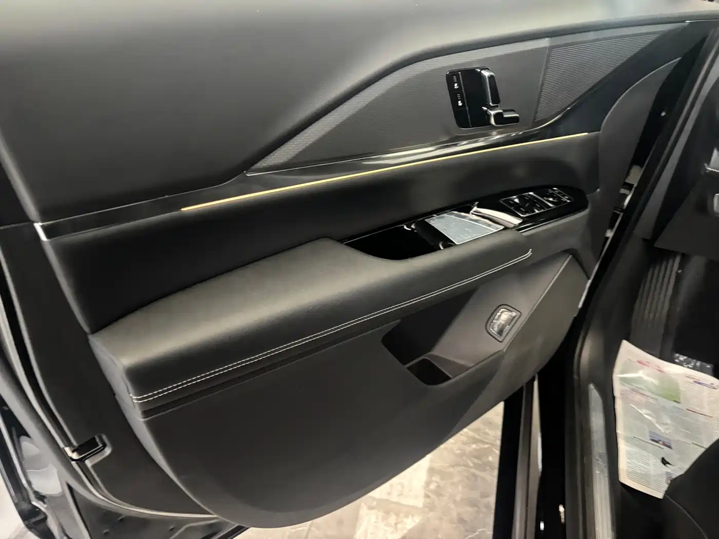 Cadillac XT5 2025 2.0T Luxury фото 5