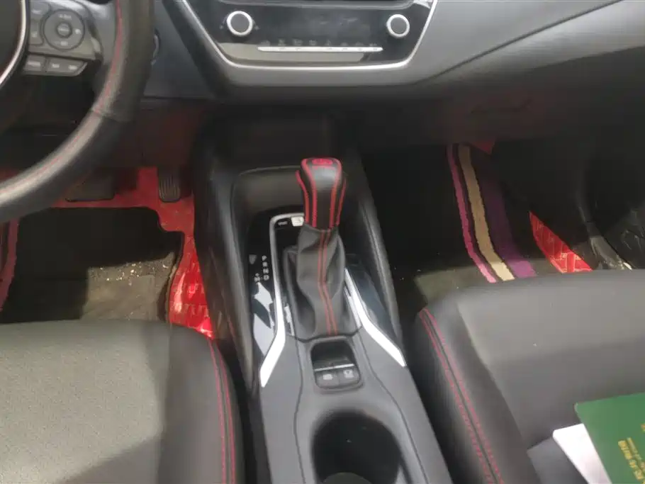 Toyota Corolla 2021 1.2T S-CVT Elite PLUS Edition фото 16