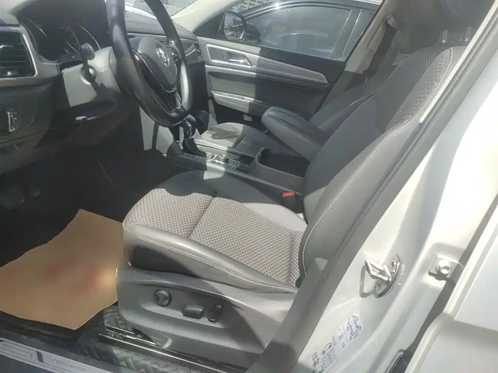 Volkswagen Teramont 2017 380TSI 4WD Comfort Edition фото 15