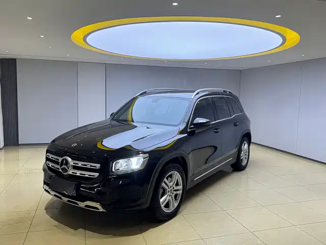 Mercedes-Benz GLB 2021