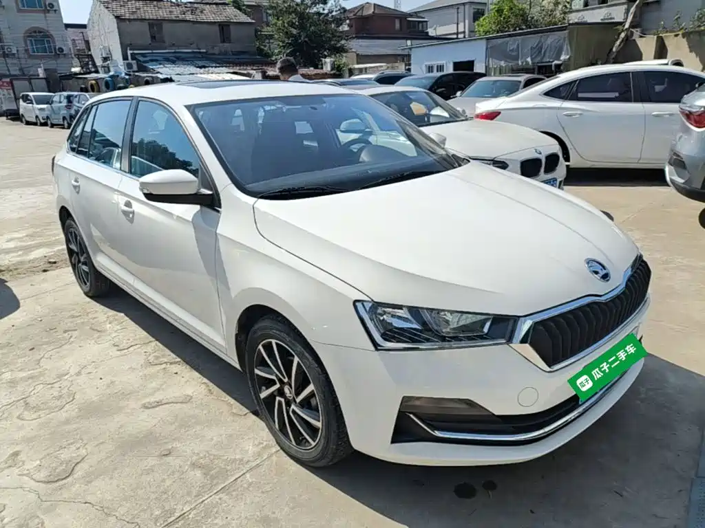 Škoda Skoda Rapid Spaceback 2021 2020 1.5L Auto Comfort