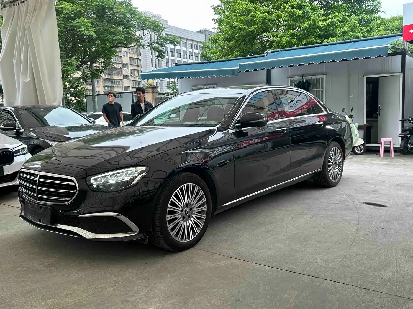Mercedes-Benz E-Class 2022 Facelift E 300 L Fashion Style фото 3