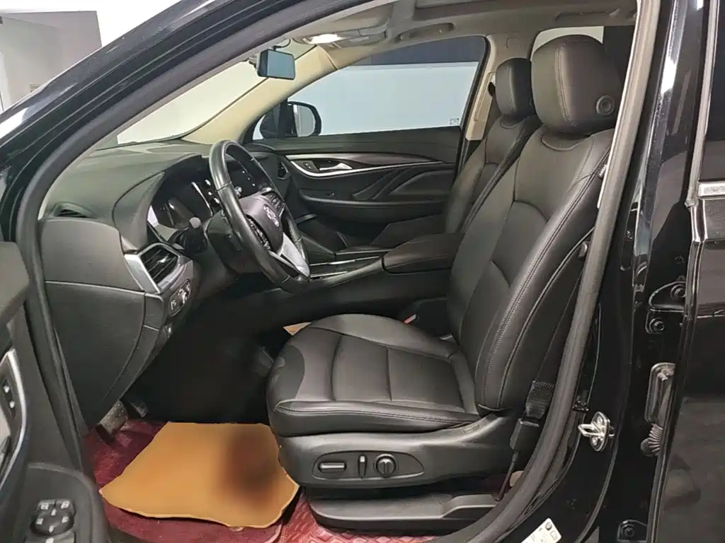 Photo 15 - Buick Enclave