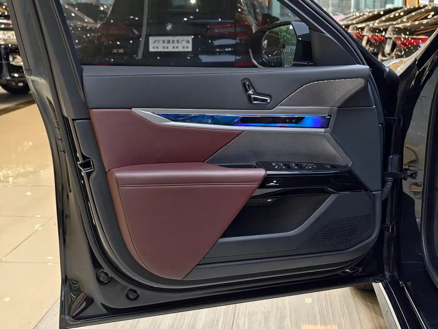 BMW 7-SERIES