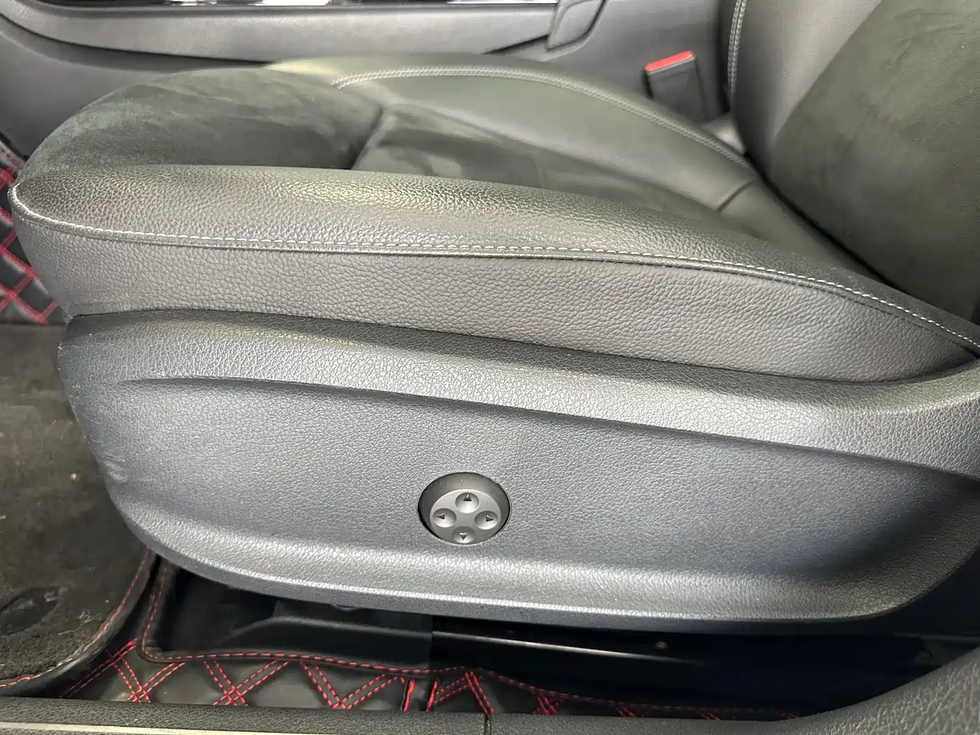 Mercedes-Benz A-Class 2022 Facelift II A 200 L Sport Sedan Fashion фото 23
