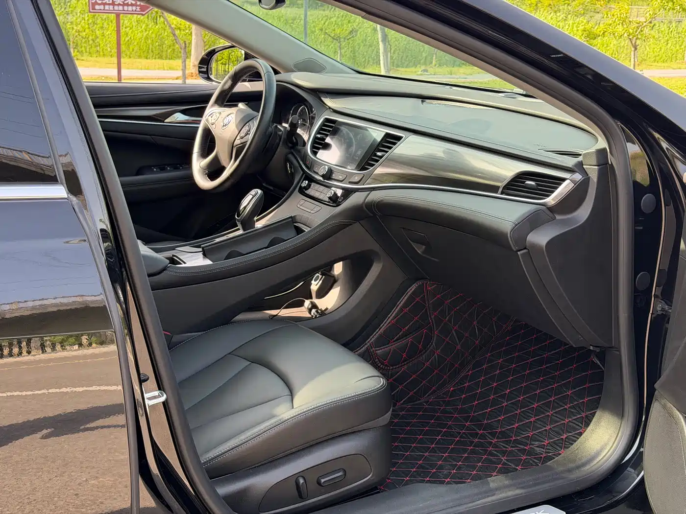 BUICK LACROSSE
