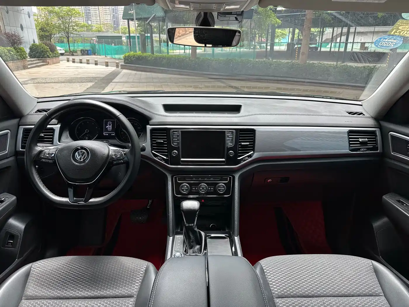 Volkswagen Teramont 2017 330TSI 2WD Comfort Edition фото 9