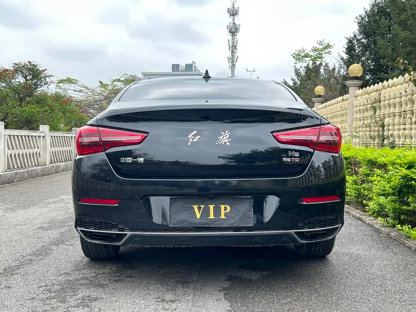 Hongqi H5 2022 Classic 1.8T Auto Smart Connect Flagship Comfort Edition фото 17