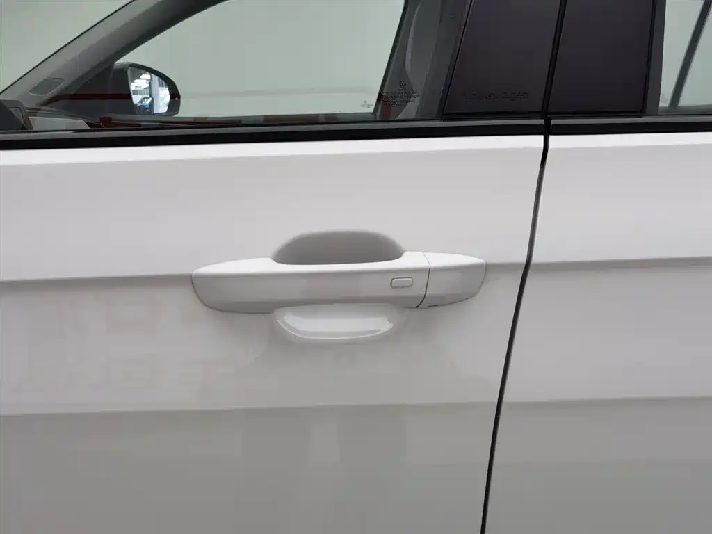 VOLKSWAGEN TUYUE