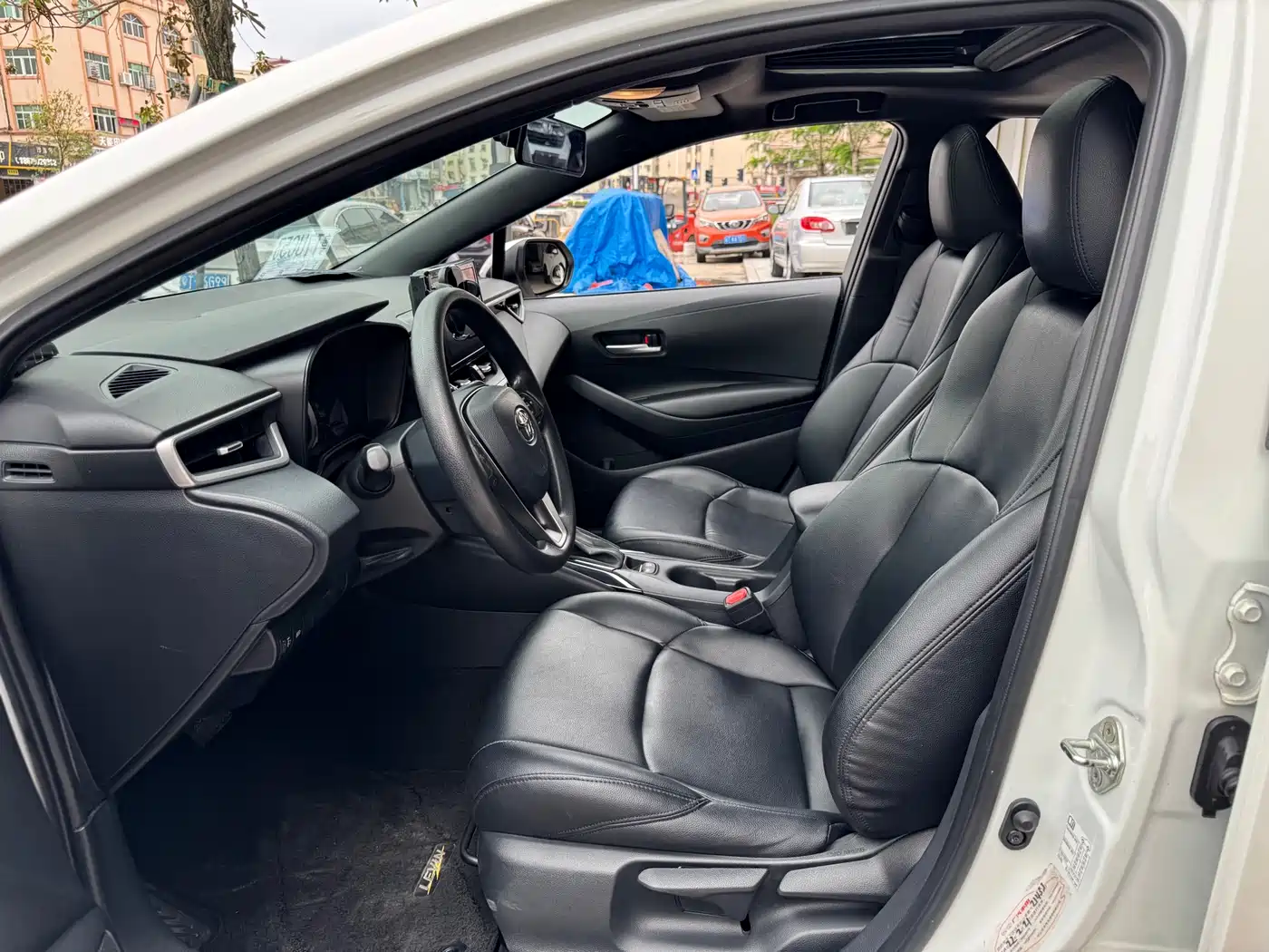 Toyota Levin 2019 185T CVT Luxury Edition China V фото 6