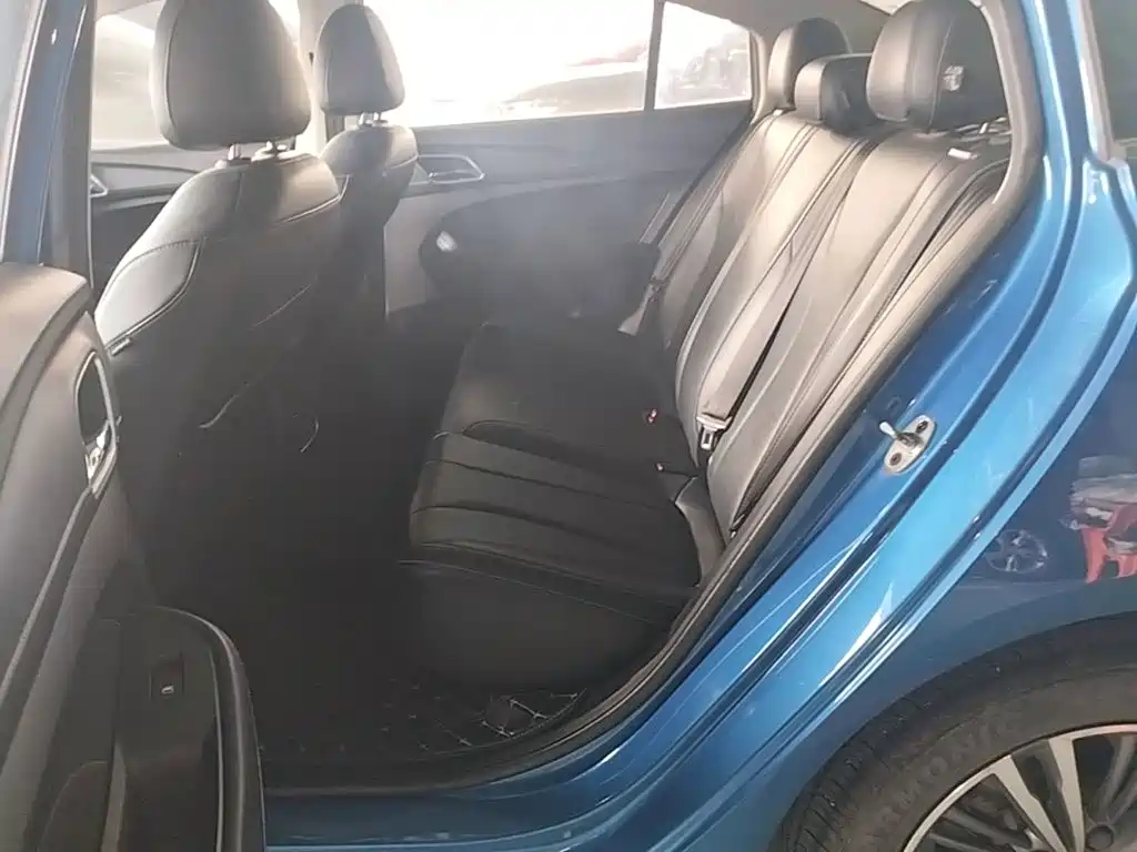 Roewe i5 2018 2019 1.5L Auto 4G Langhao Edition