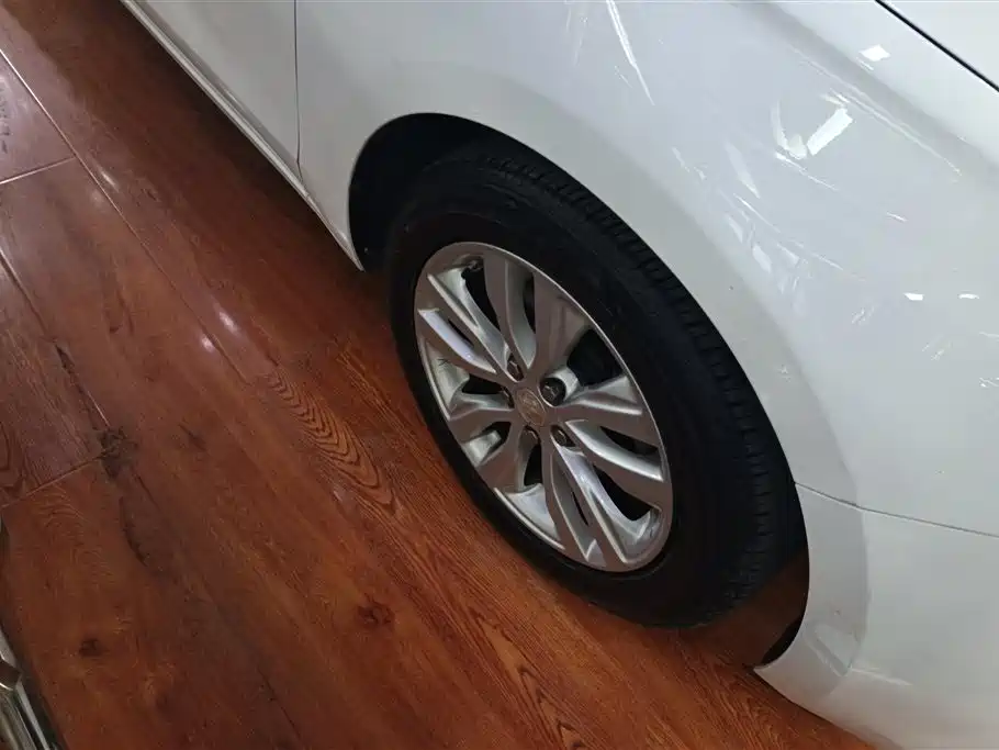 Buick Excelle 2021 Facelift Exemplar 1.5L Auto Elite фото 6