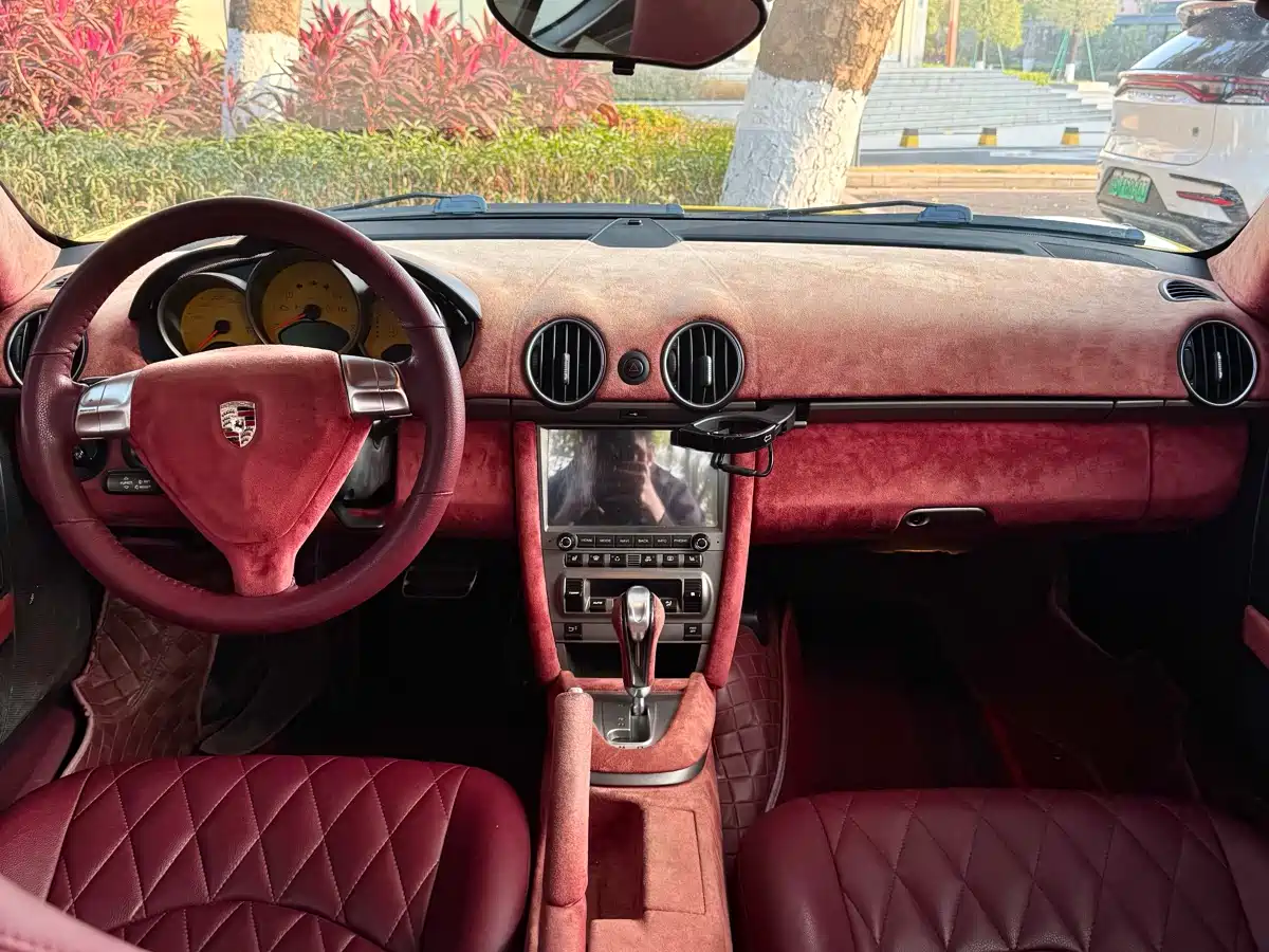 Porsche Cayman фото 24