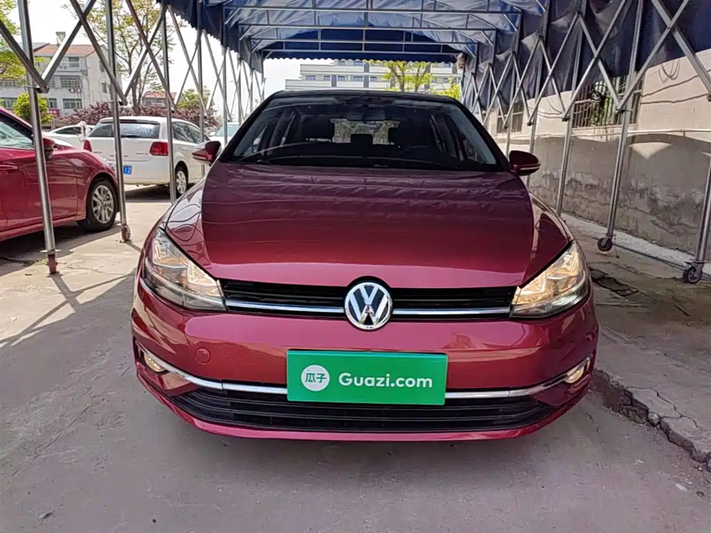 Volkswagen Golf 2018 230TSI Automatic Comfort фото 3