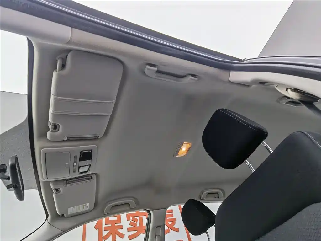Subaru Forester 2013 2.0i Automatic Comfort Edition фото 14