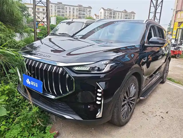 Jetour X70 PLUS 2025 Champion Edition 1.5T DCT Champion PRO 7-seater