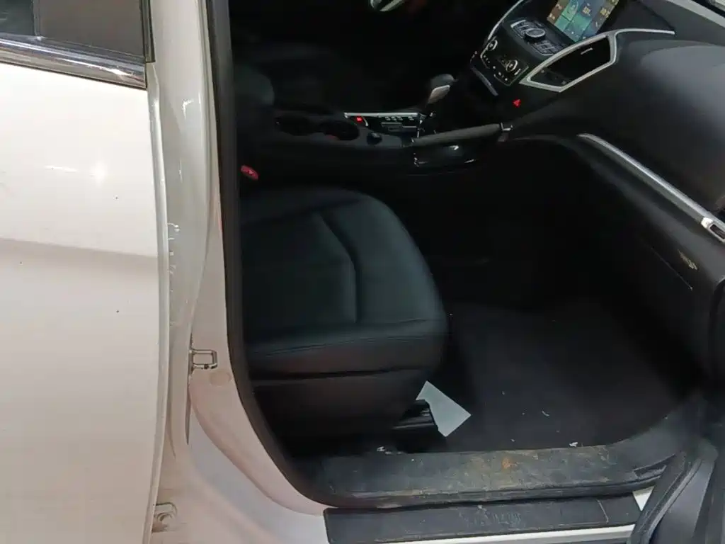 Dongfeng Aeolus Dongfeng Fengshen AX7 2016 2015 2.0L Automatic Smart Ease