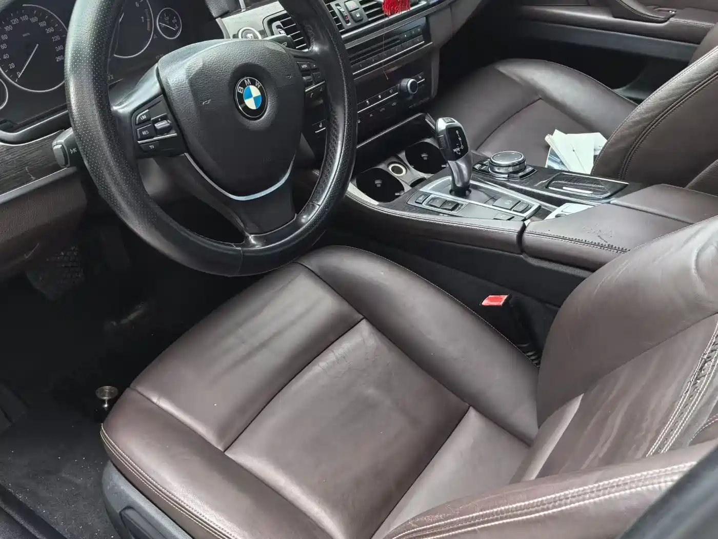 BMW 5 Series 2014 525Li Luxury Design Package фото 8