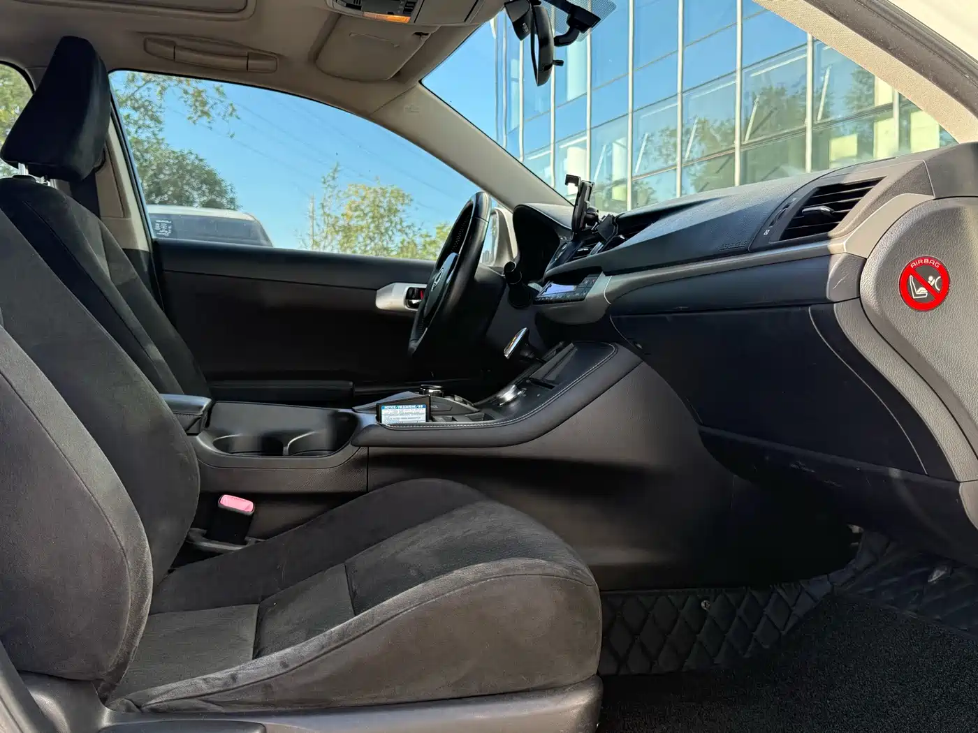 Фото 5 - Lexus CT