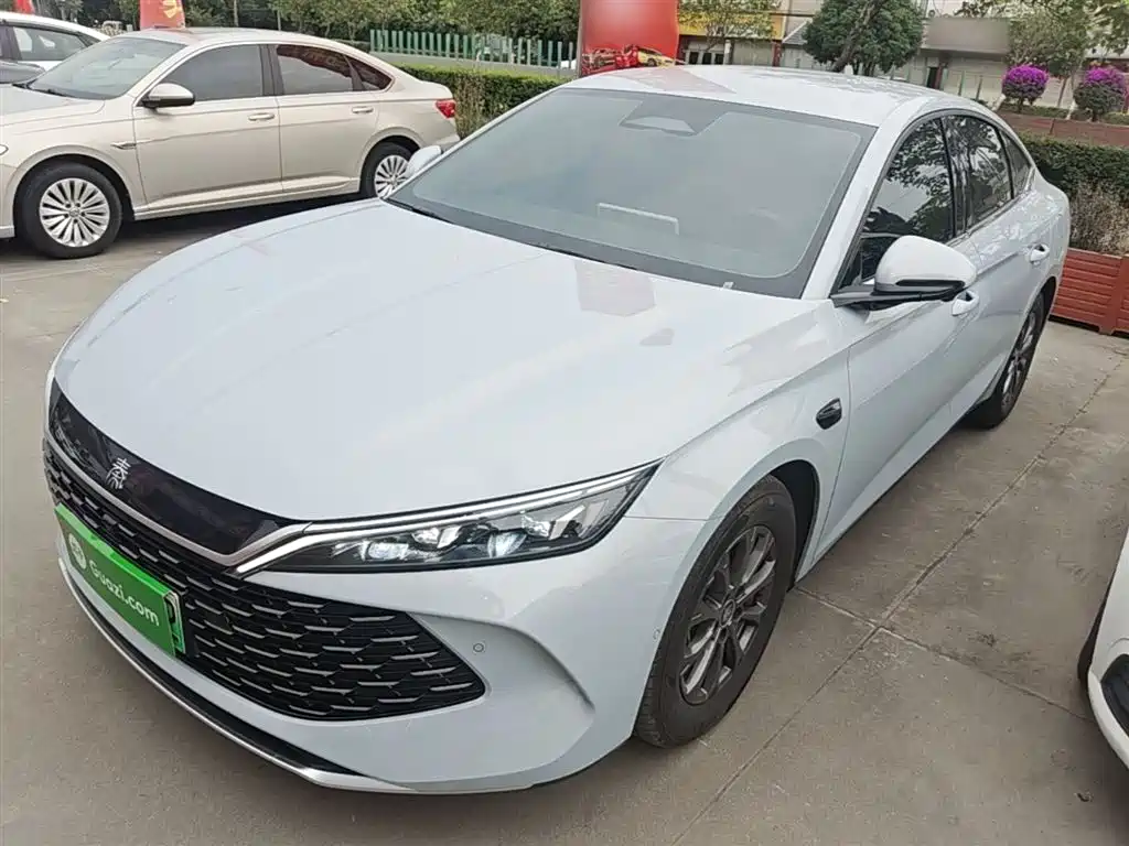 BYD Qin L 2025 DM-i Smart Drive Edition 80KM Leading фото 2