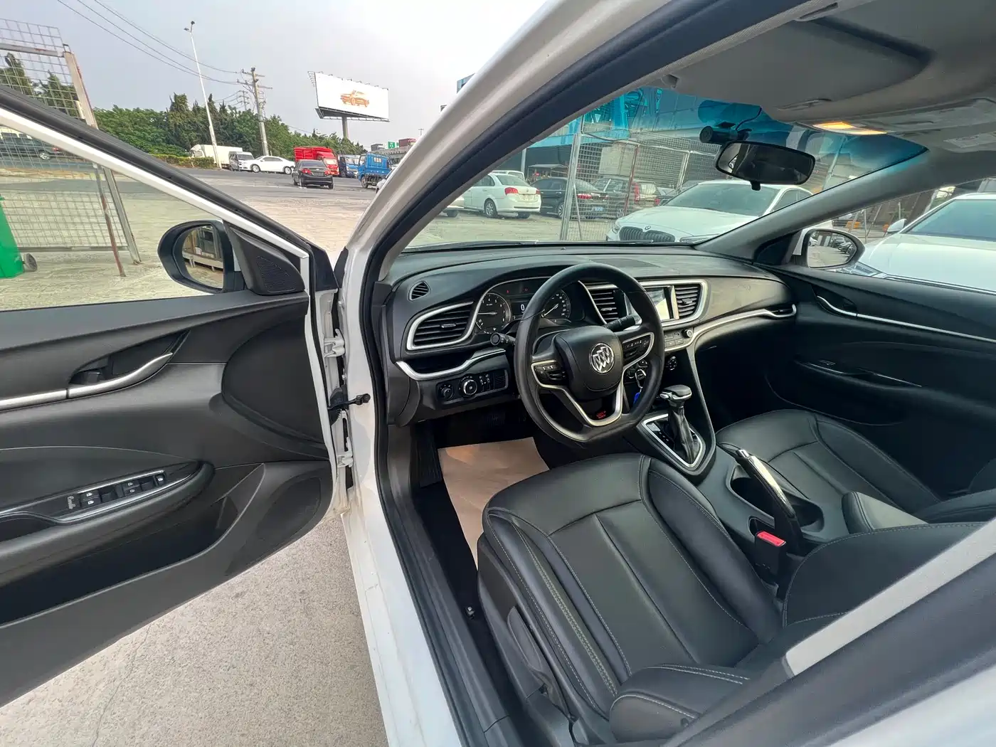 Buick Excelle 2021 Facelift Exemplar 1.5L Auto Elite фото 4
