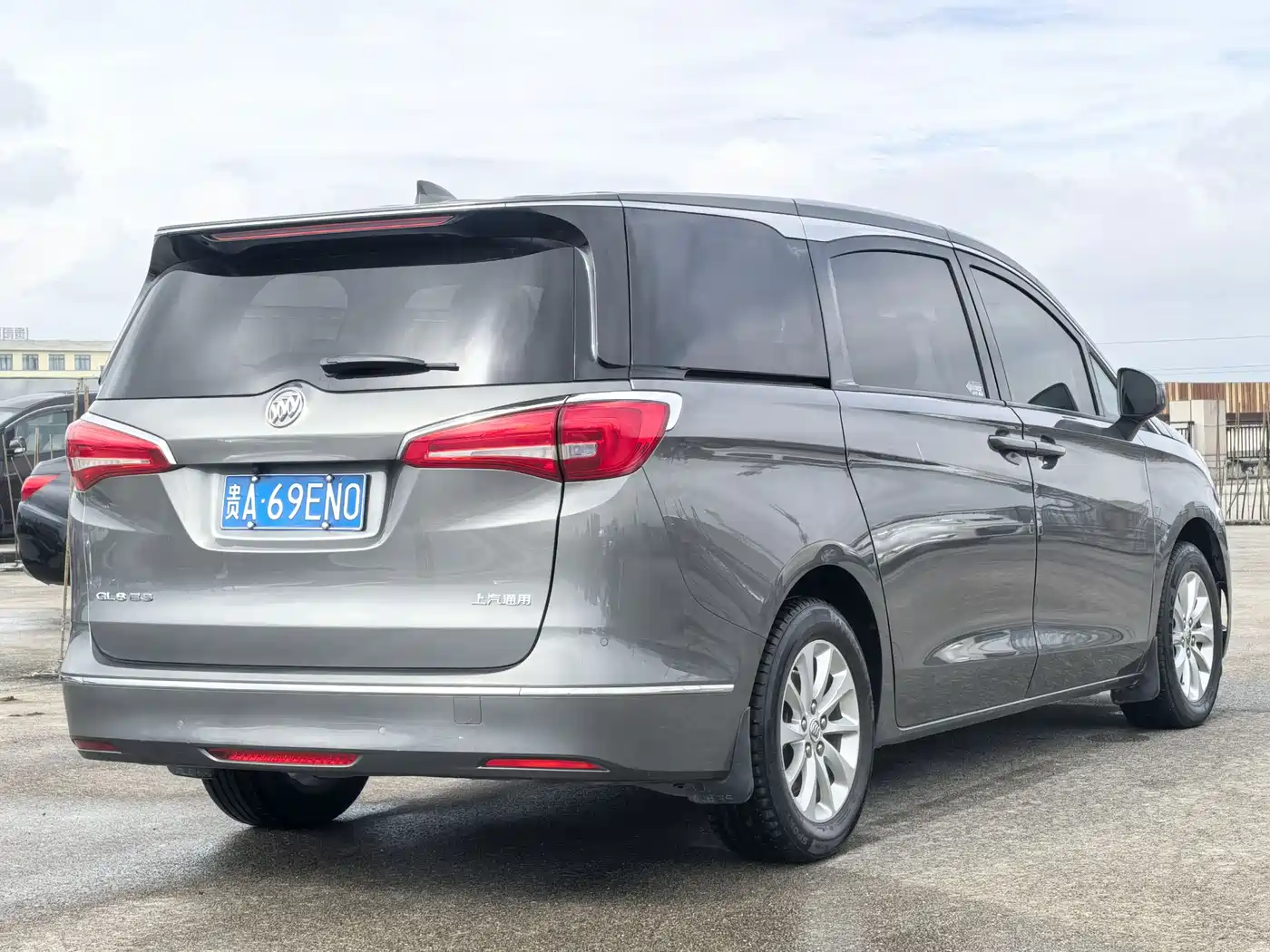 Buick GL8 2018 ES 28T Comfort Type China VI фото 4