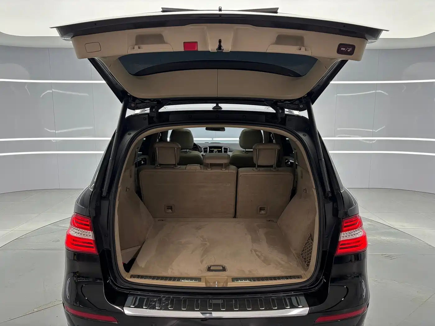Mercedes-Benz M-Class 2012 Model ML 350 Luxury фото 8
