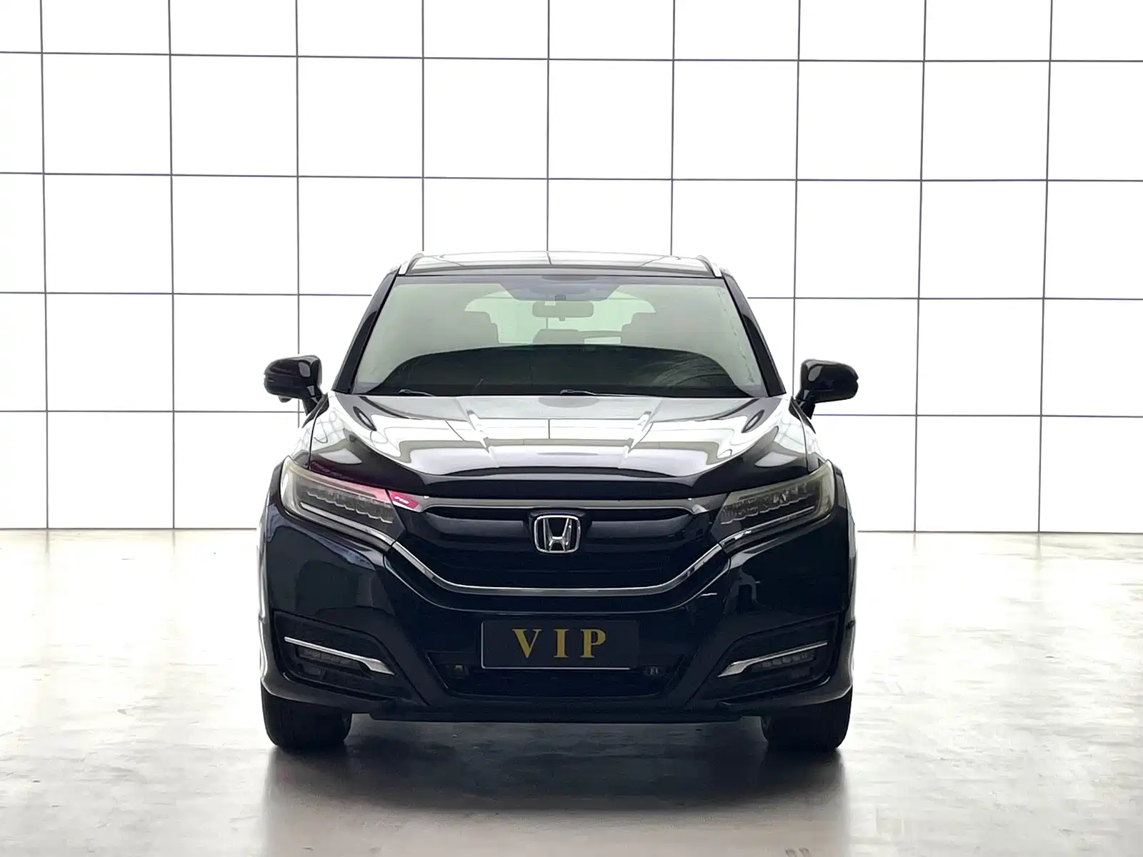 Фото 2 - Honda UR-V
