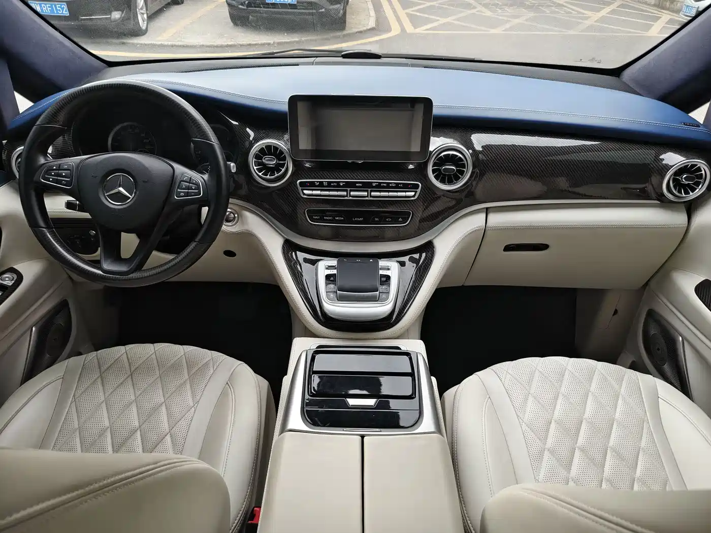 Mercedes-Benz Vito 2021 2.0T Business Edition 7-seater фото 12