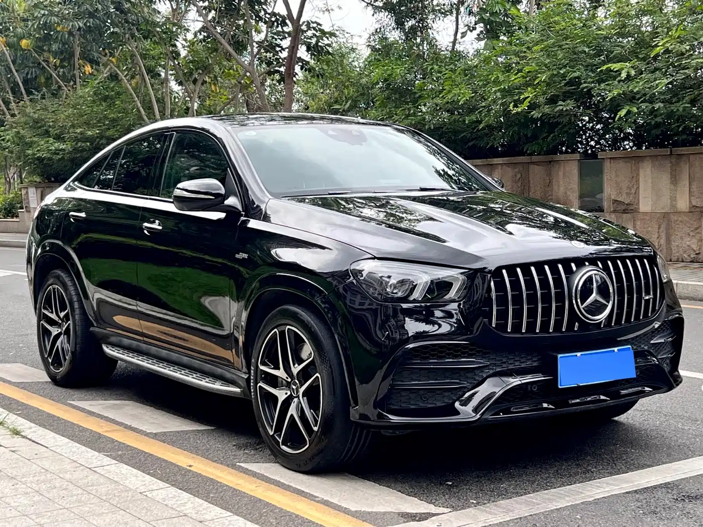 Mercedes-Benz GLE Coupe AMG 2022 AMG GLE 53 4MATIC+ Coupe SUV фото 3
