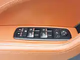 Photo 31 - Maserati Levante