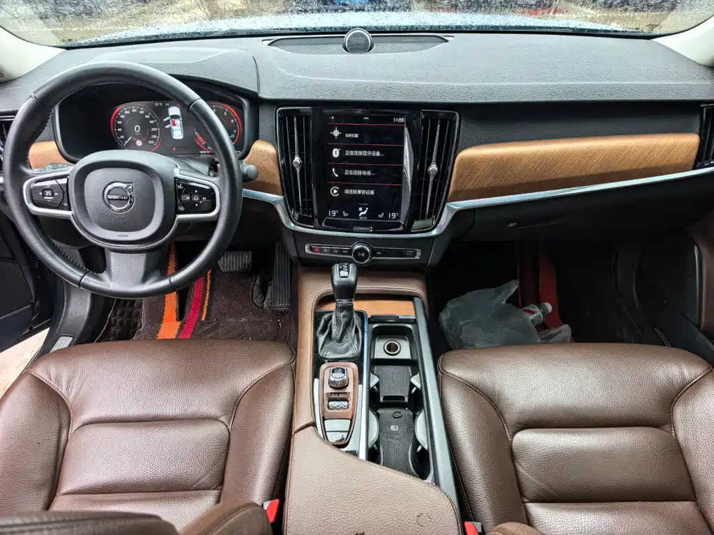 Volvo S90 2017 2017 T5 R-Design