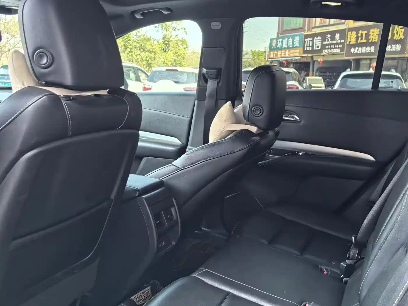 Cadillac XT4 2018 28T FWD Leading Edition фото 9