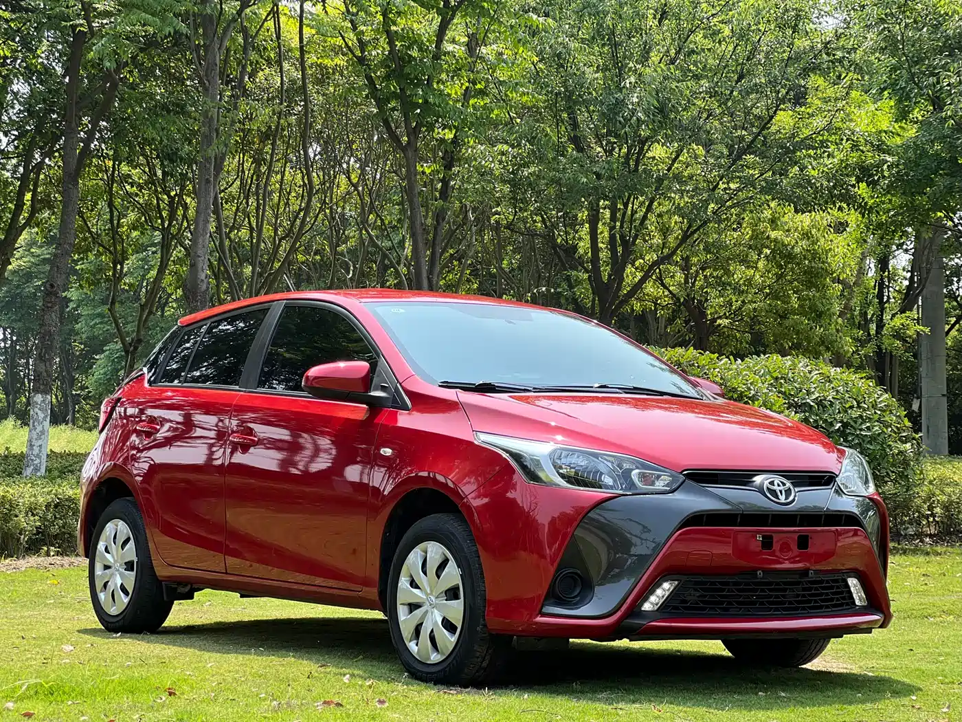 Toyota YARiS L Zhi Xuan 2021 1.5L CVT Leading Edition фото 3