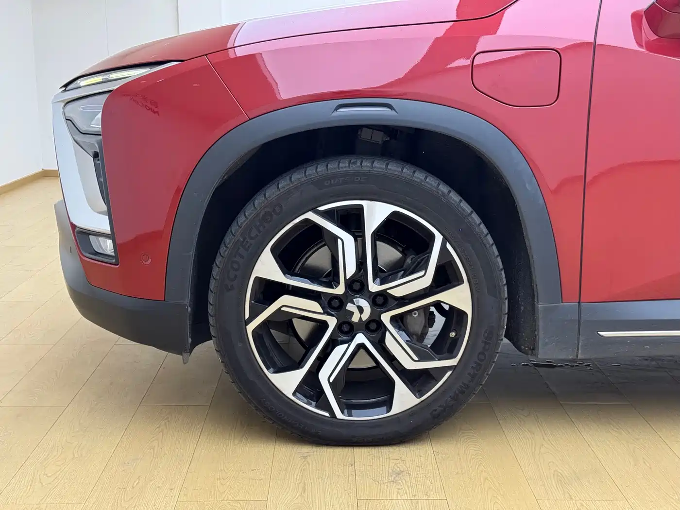 NIO ES8 2018 2018 Founder Edition