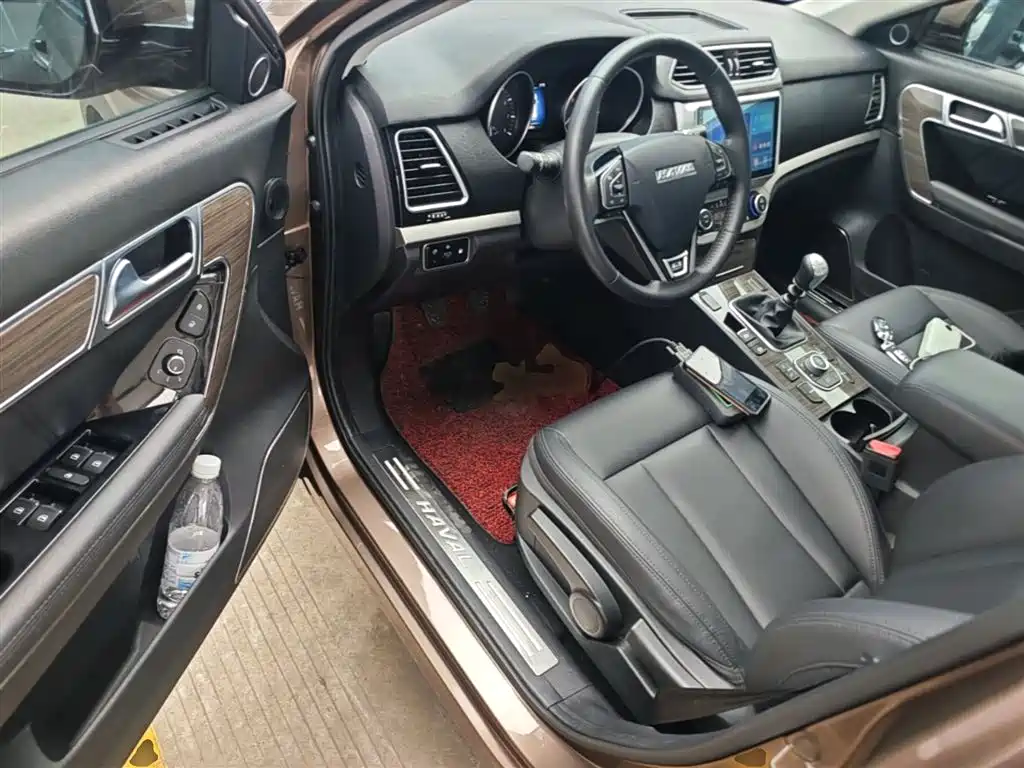 Haval H6 Coupe 2016 Blue Label 1.5T Manual 2WD Urban фото 16