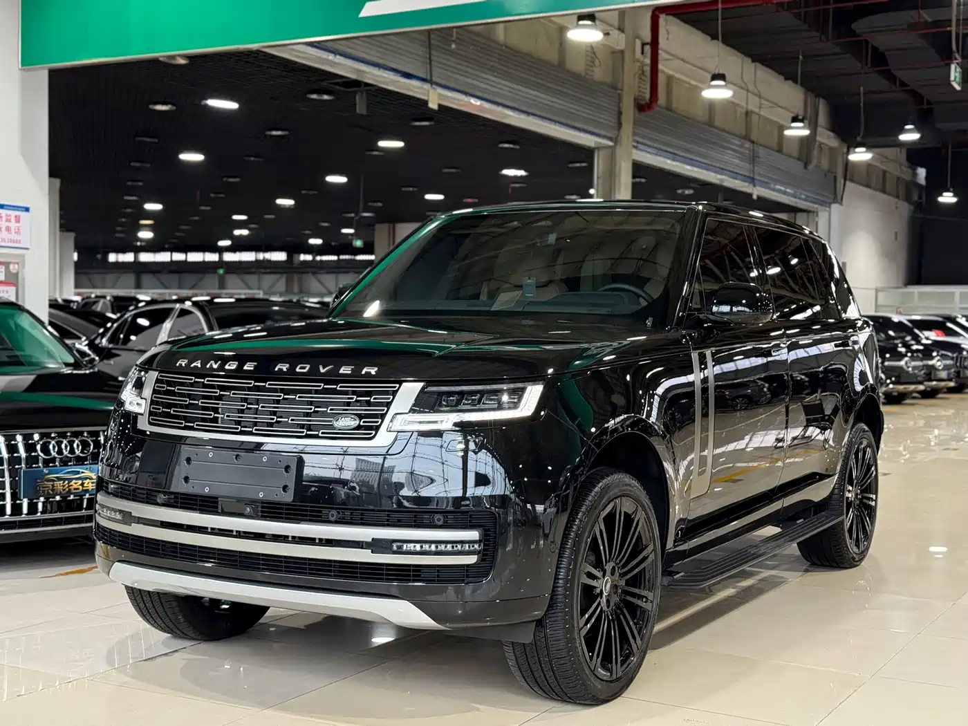 Land Rover Range Rover 2025 2025 3.0 L6 400PS Flourishing Era Extended Wheelbase