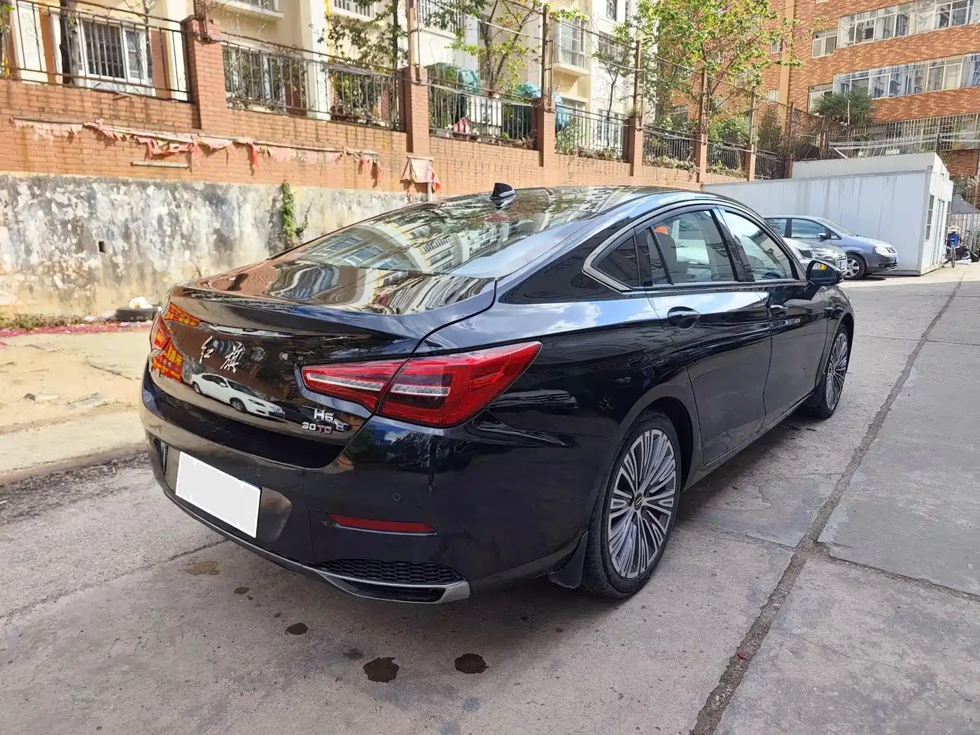 Hongqi HONGQI H5