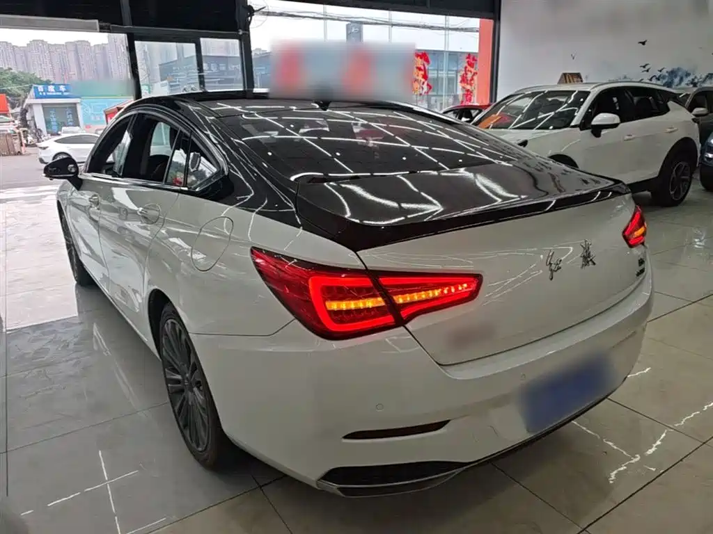 Hongqi H5 2020 1.5T DCT Qi Rhythm Edition фото 5