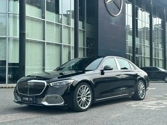Mercedes-Benz S-Class 2024