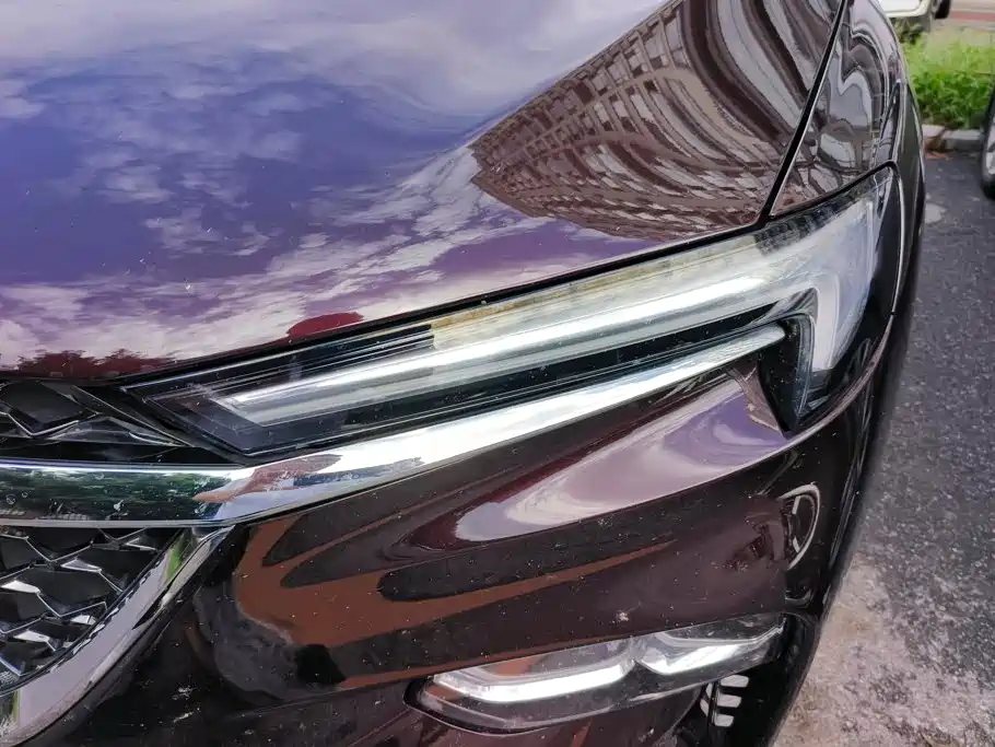 Buick Enclave 2023 2022 652T 4WD Avenir 6-Seater