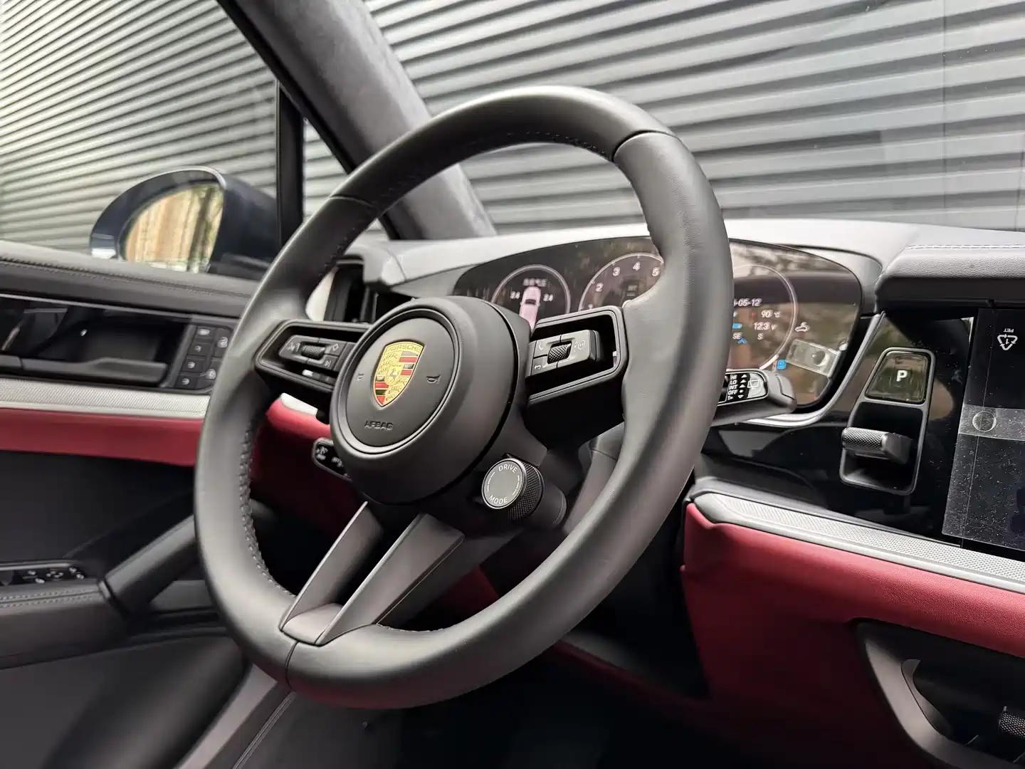 Photo 15 - Porsche Cayenne