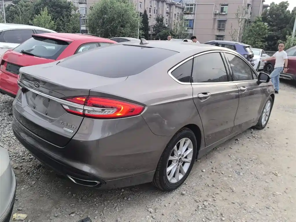 FORD MONDEO