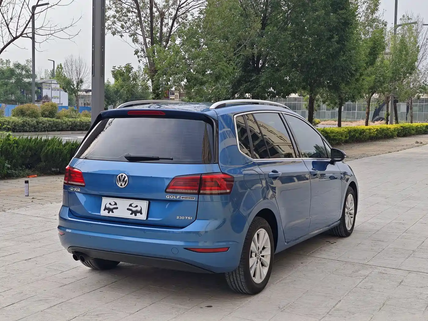 Volkswagen Golf Sportsvan 2016 230TSI Automatic Progressive фото 7