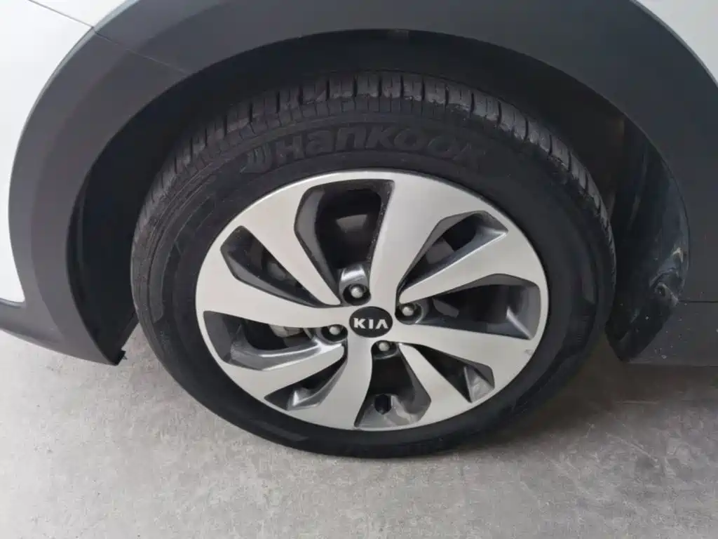 Kia KX CROSS 2019 2018 1.6L Automatic Smart Sunroof Edition