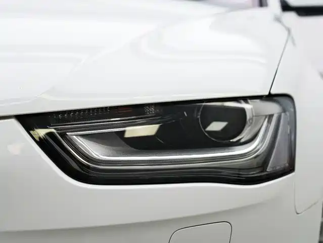 Audi A4L 2015 35 TFSI Auto Comfort — фото 2
