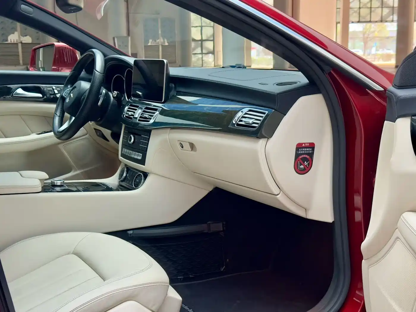 Mercedes-Benz CLS 2015 CLS 320 фото 5